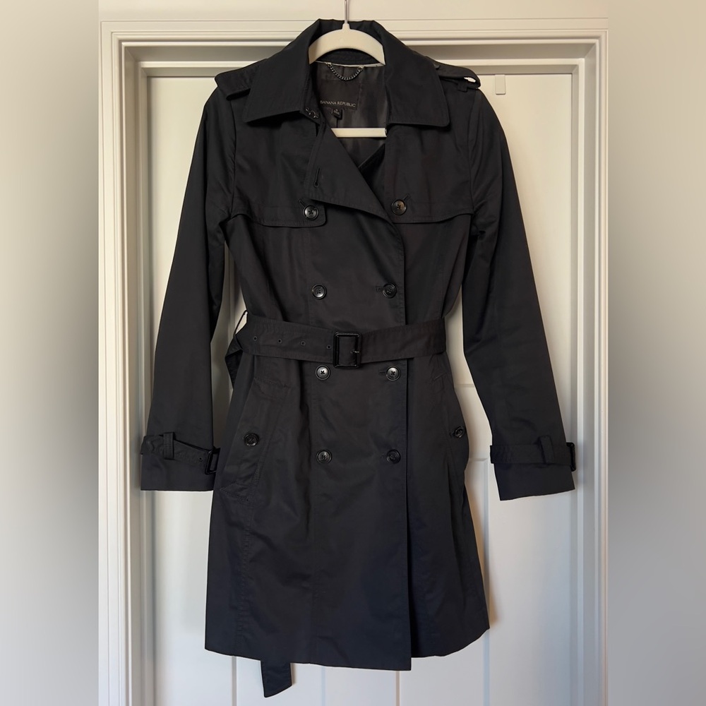 Women’s Banana Republic Limonta Black Double-Breasted Trench Coat - Size Small
